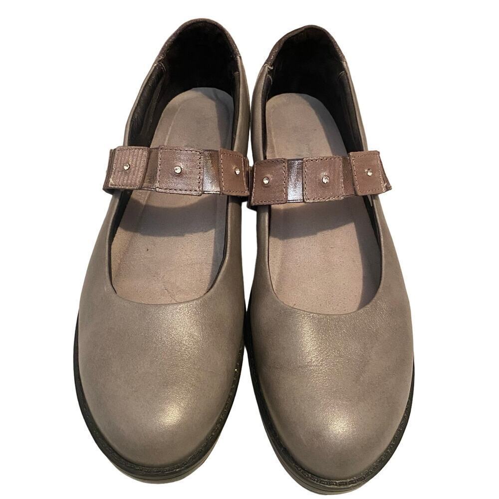 Naot Women's Honesty Shoes, 41 / 10.5 USA, Gray, Leather Mary Jane,  Israel